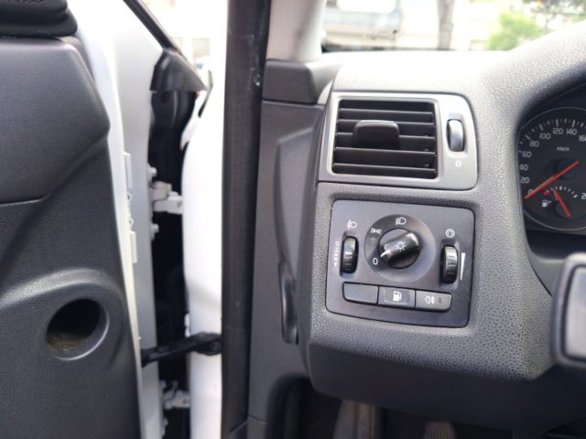 Volvo V50 1.6 D DRIVe cat Start/Stop POLAR (13)