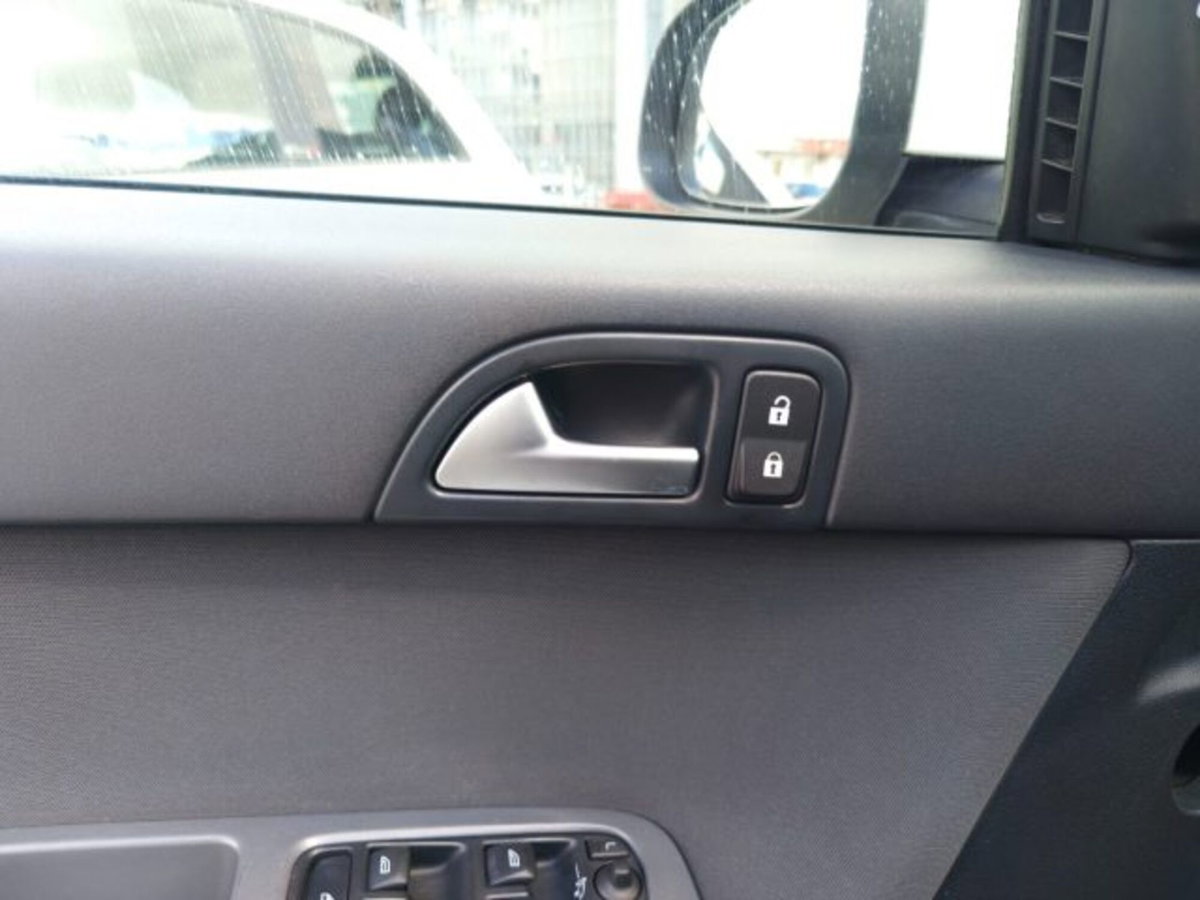 Volvo V50 1.6 D DRIVe cat Start/Stop POLAR (14)
