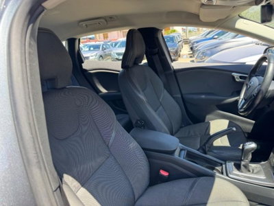 Volvo V40 Cross Country D2 Geartronic Style Plus (12)
