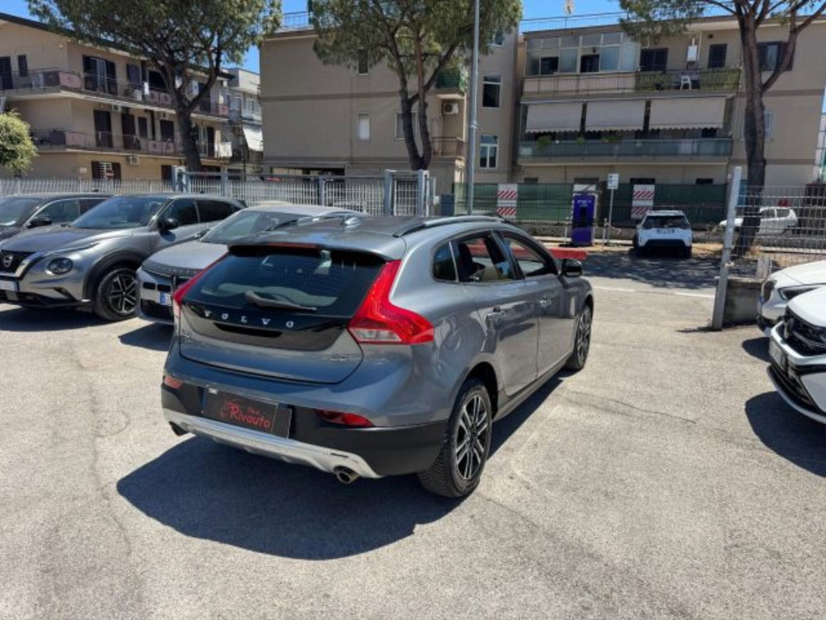 Volvo V40 Cross Country D2 Geartronic Style Plus (5)