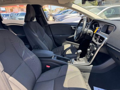 Volvo V40 Cross Country D2 Geartronic Style Plus (9)