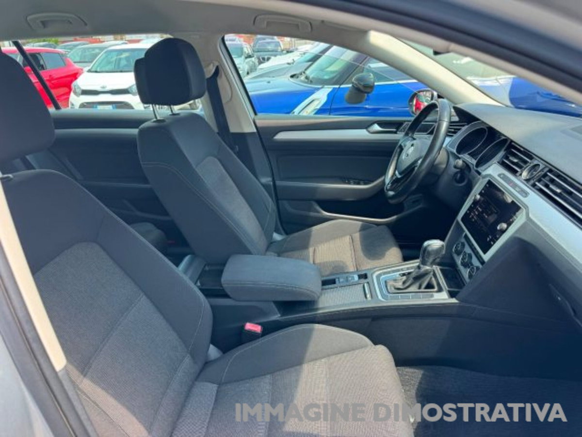 Volkswagen Passat Variant 2.0 TDI DSG Executive BlueMotion Tech. (12)