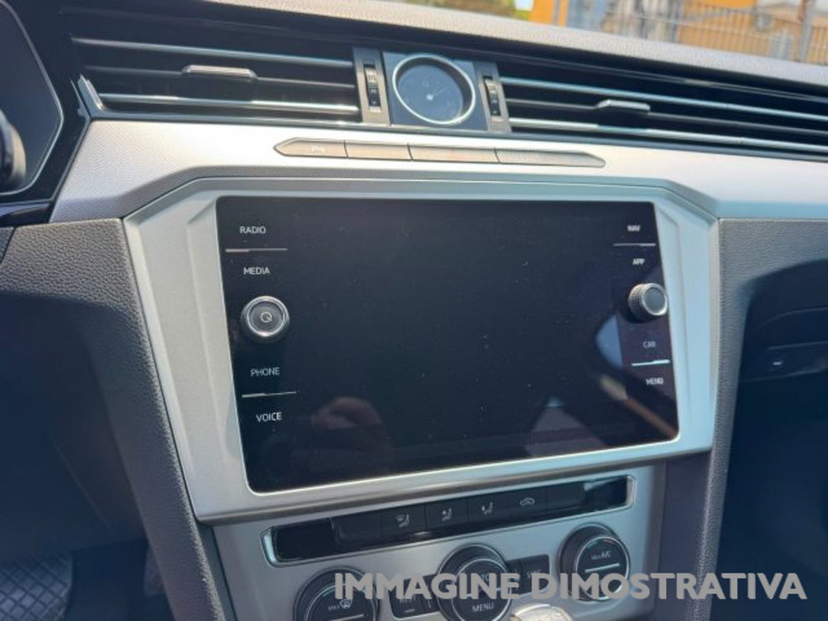 Volkswagen Passat Variant 2.0 TDI DSG Executive BlueMotion Tech. (19)