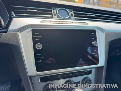 Volkswagen Passat Variant 2.0 TDI DSG Executive BlueMotion Tech. (19)