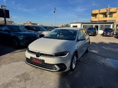 Volkswagen Polo 1.0 tsi Style 95cv (3)
