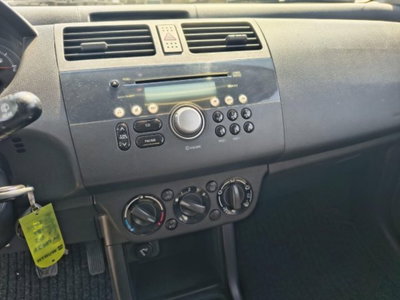Suzuki Swift 1.3 DDiS 5p. GL (11)