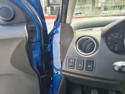 Suzuki Swift 1.3 DDiS 5p. GL (12)