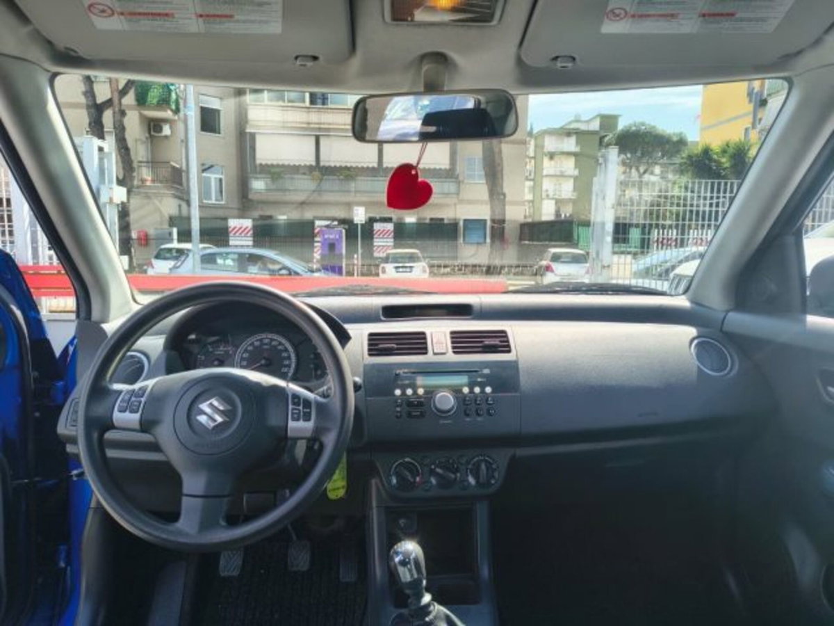 Suzuki Swift 1.3 DDiS 5p. GL (7)