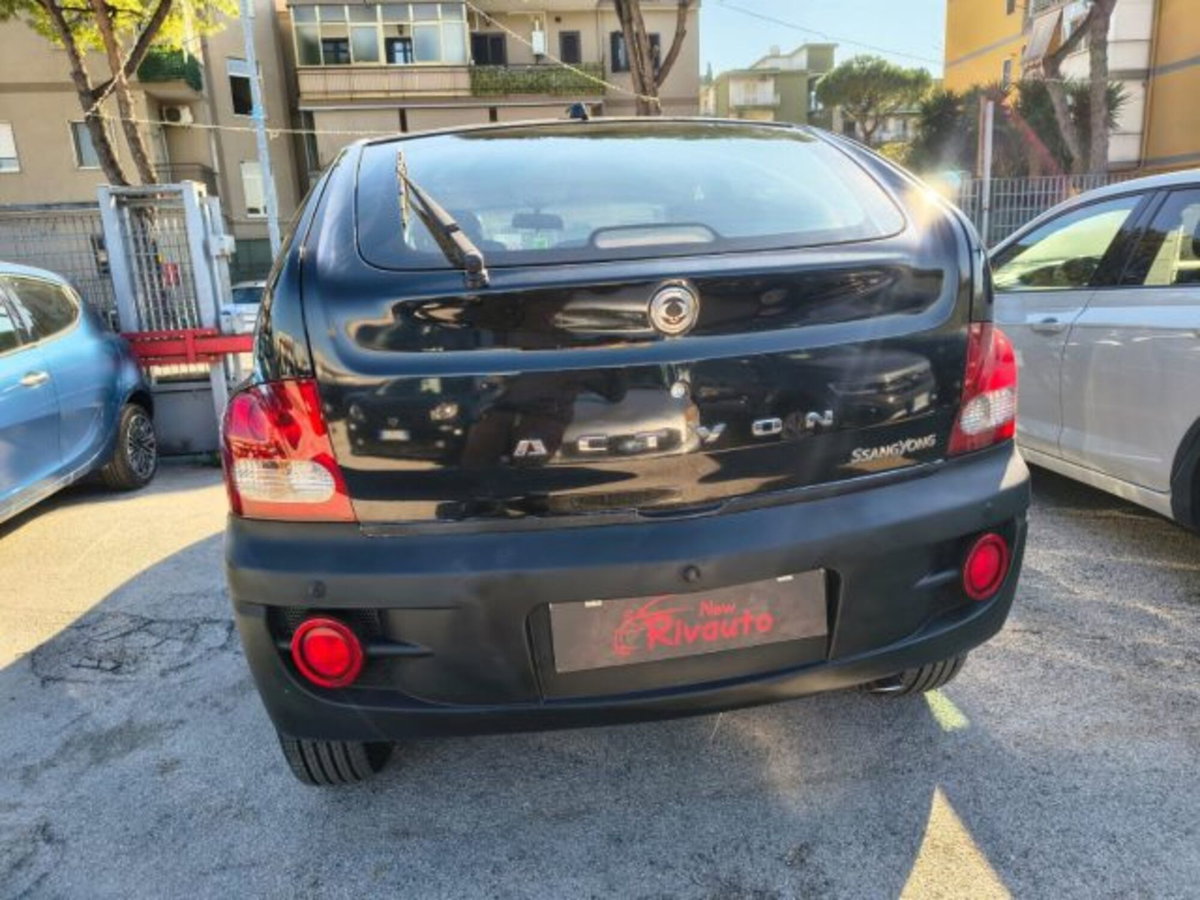 Ssangyong Actyon 2.0 XDi 4WD Premium (6)