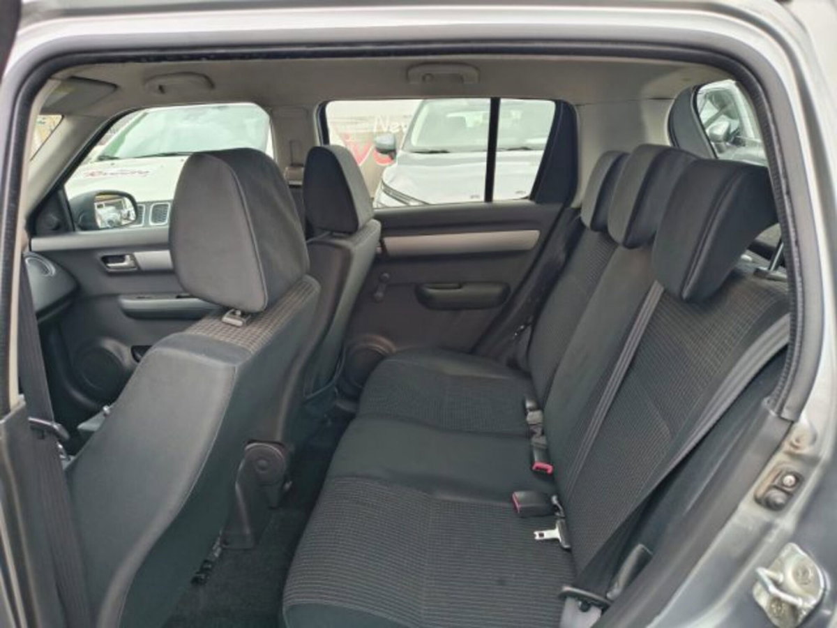 Suzuki Swift 1.3 DDiS 5p. GL (11)