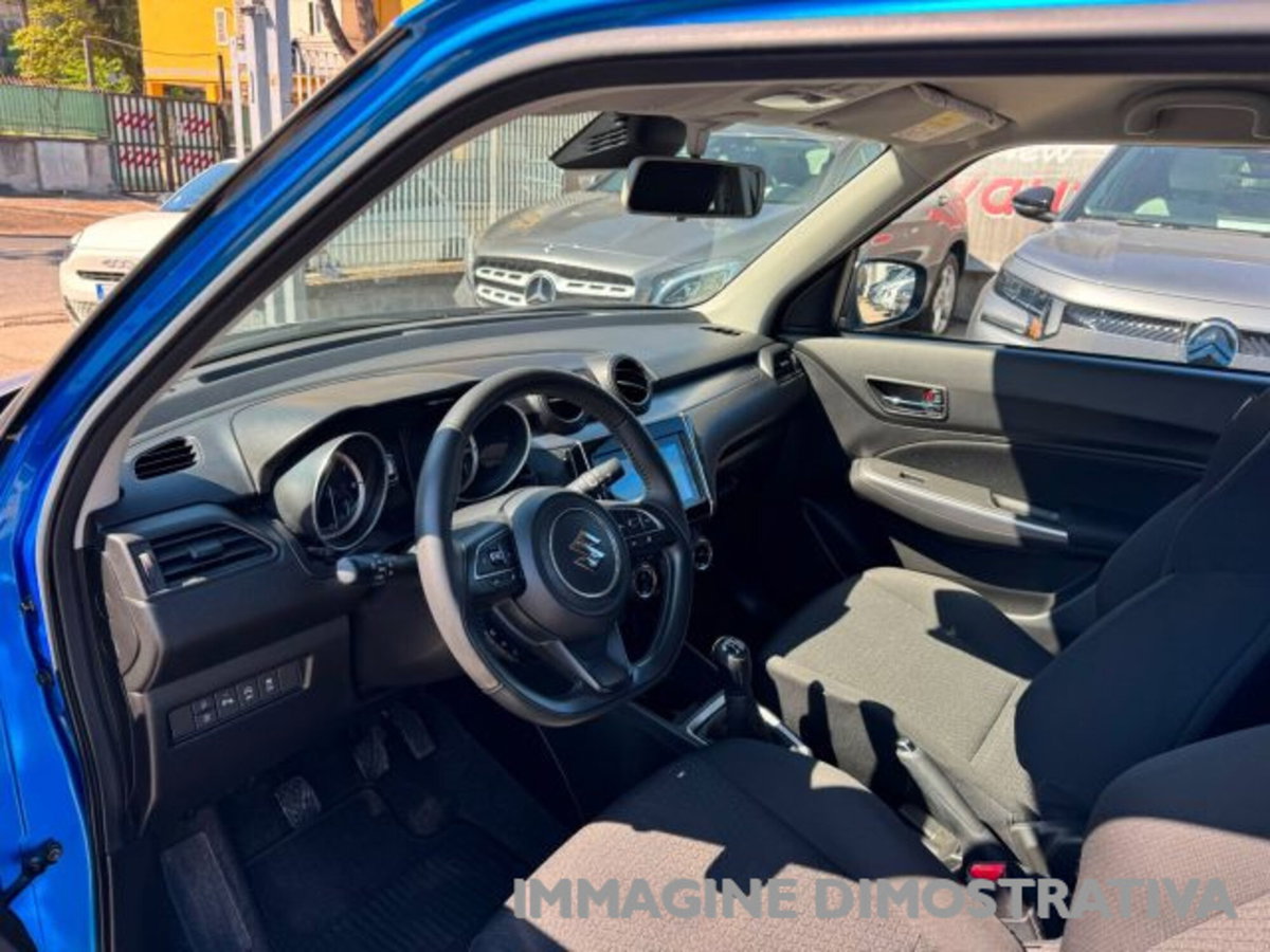 Suzuki Swift 1.2h Top 2wd (17)