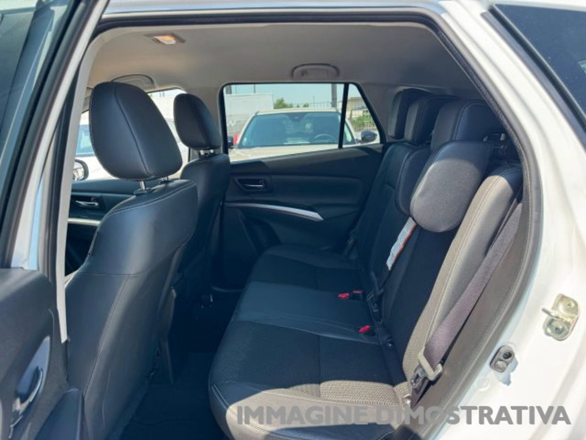 Suzuki S-Cross 1.4 Hybrid 4WD AllGrip A/T Starview (17)