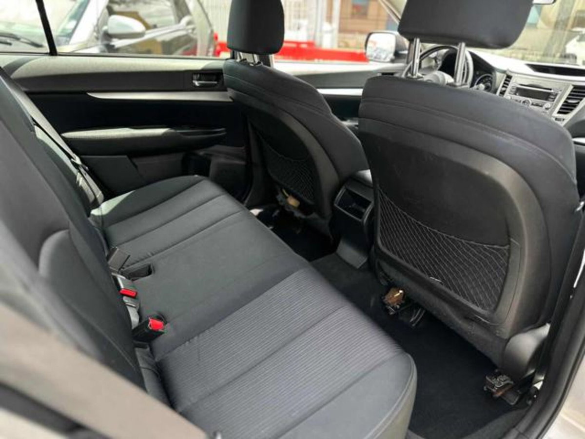 Subaru Legacy Station Wagon 2.0D SW Comfort (14)