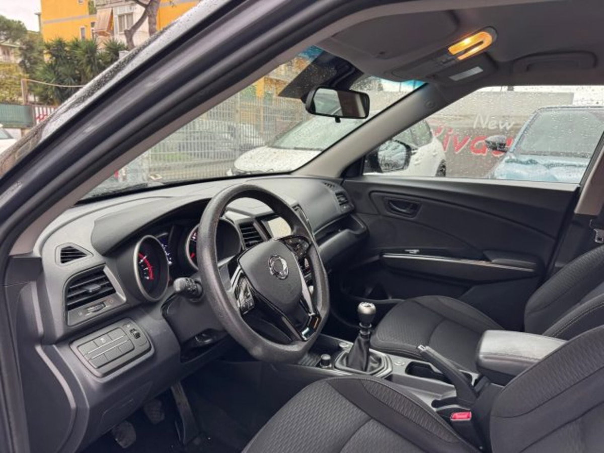 Ssangyong XLV 1.6 2WD Bi-fuel GPL Icon (14)