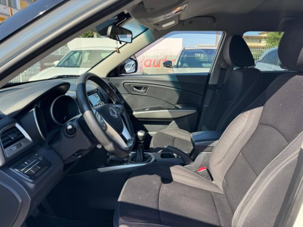 Ssangyong Tivoli 1.6d 2WD Be Visual Cool (17)