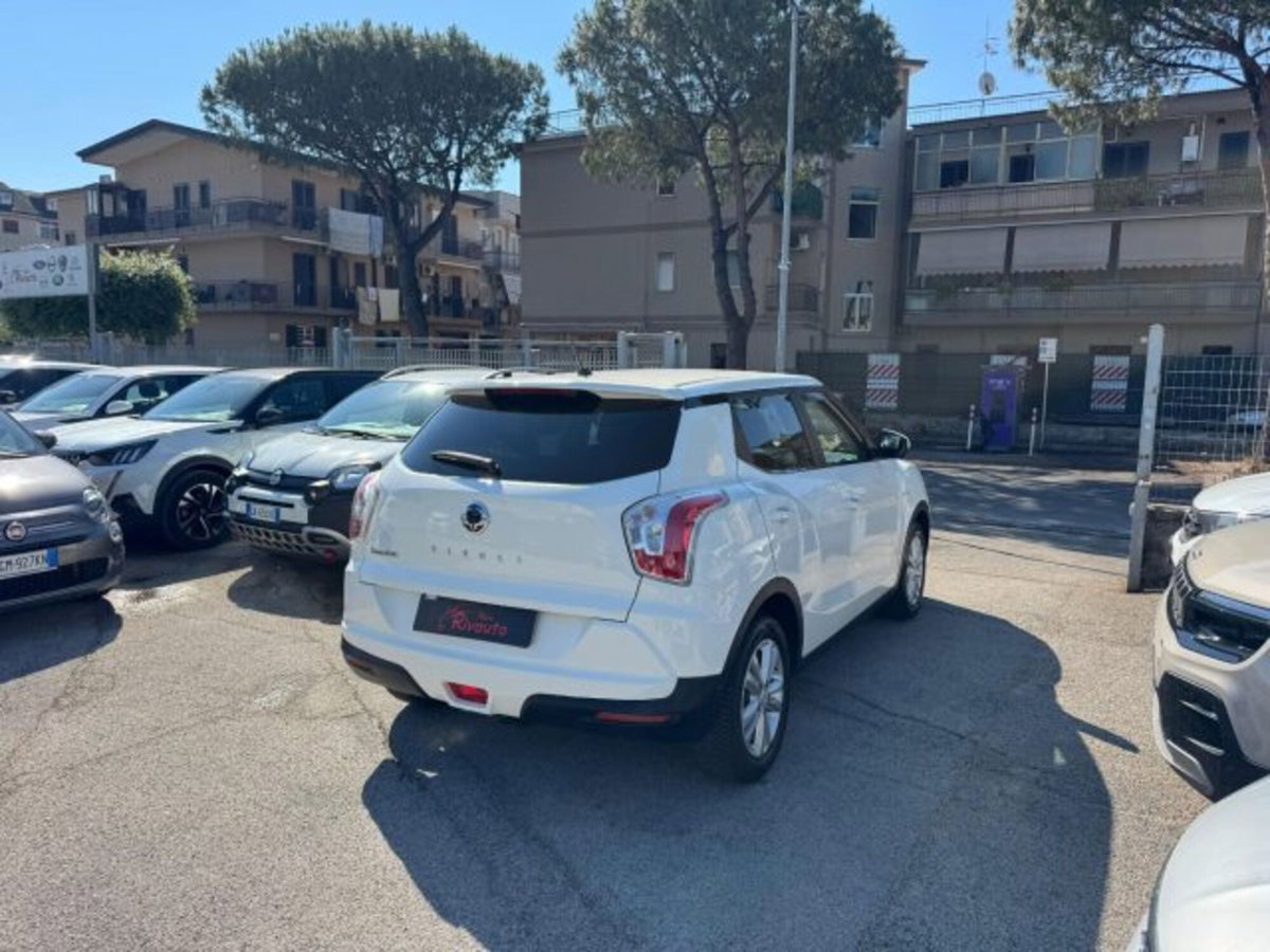 Ssangyong Tivoli 1.6d 2WD Be Visual Cool (4)