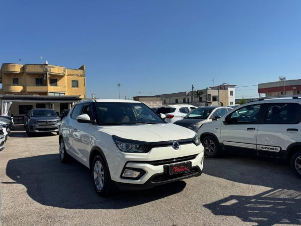 Ssangyong Tivoli 1.6d 2WD Be Visual Cool (6)