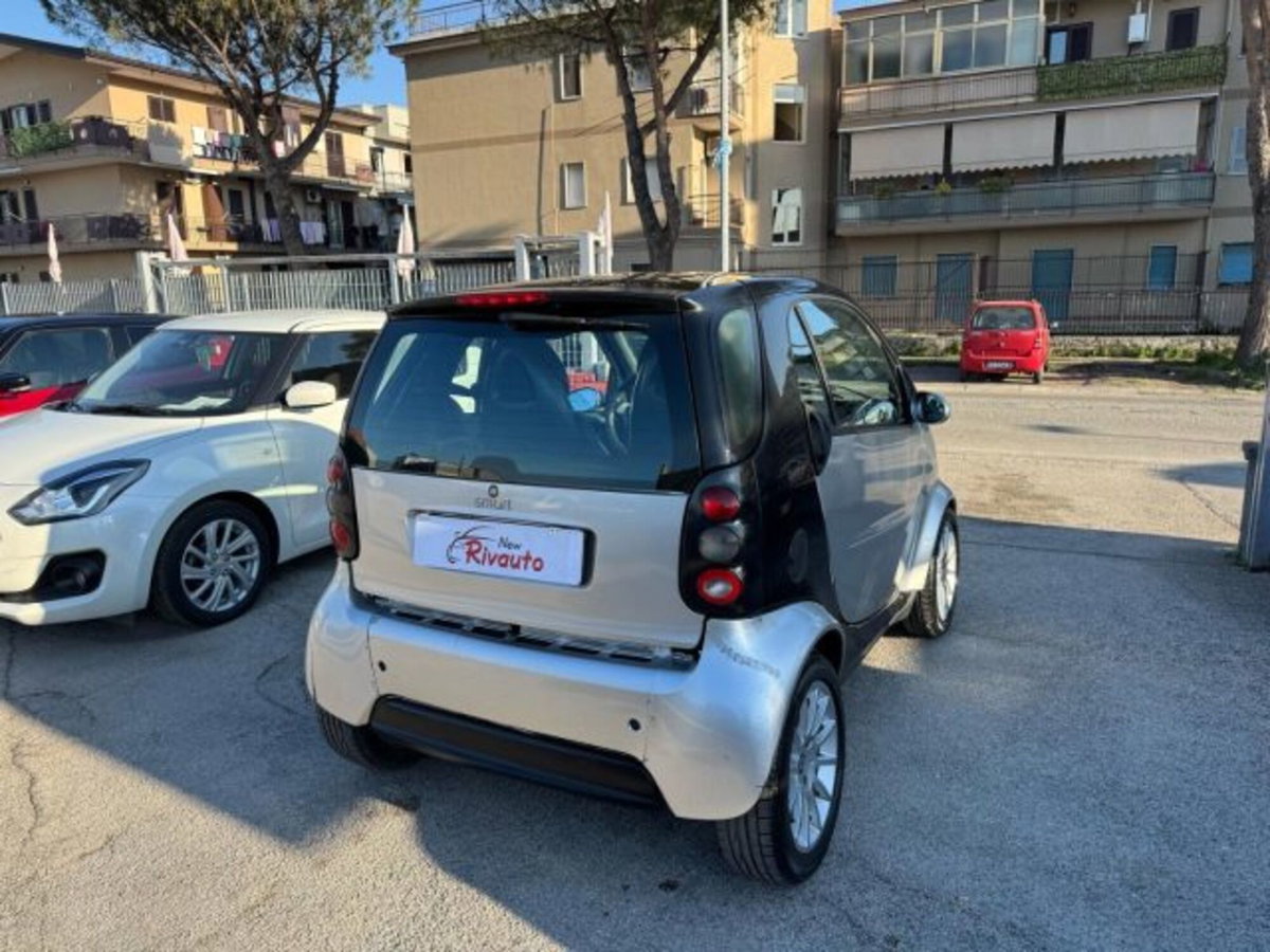 smart Fortwo 800 40 kW coupé pulse cdi (4)