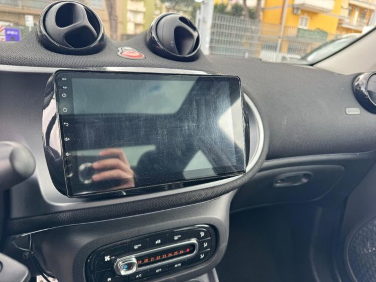 smart forfour forfour 90 0.9 Turbo Brabus Style (14)