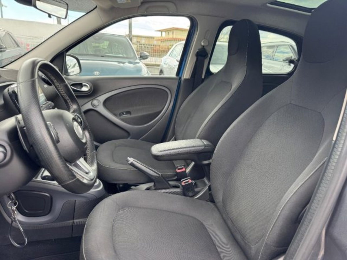 smart forfour forfour 90 0.9 Turbo Brabus Style (15)