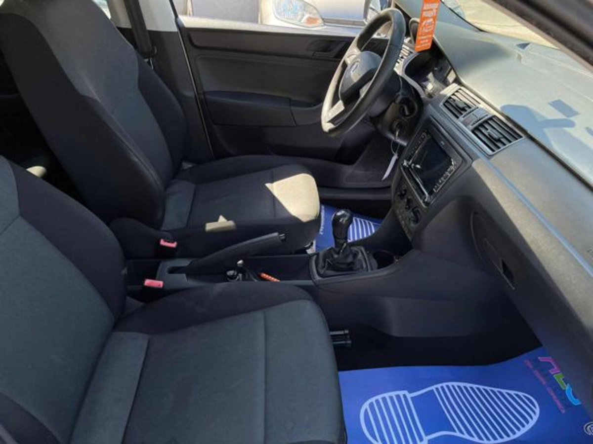 Skoda Rapid Ambition (10)