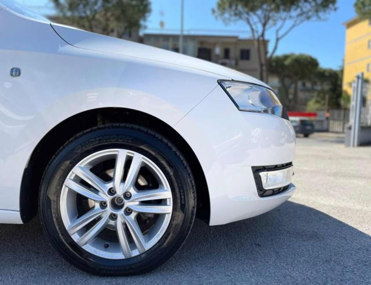 Skoda Rapid Ambition (4)