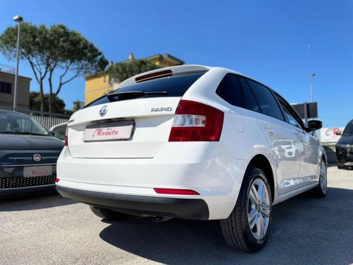 Skoda Rapid Ambition (5)