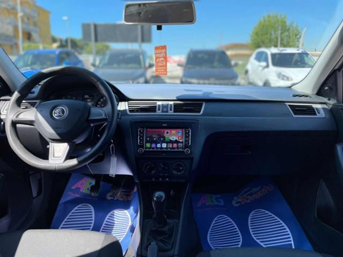 Skoda Rapid Ambition (9)