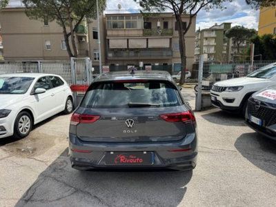 Volkswagen Golf 2.0 TDI SCR Life (12)