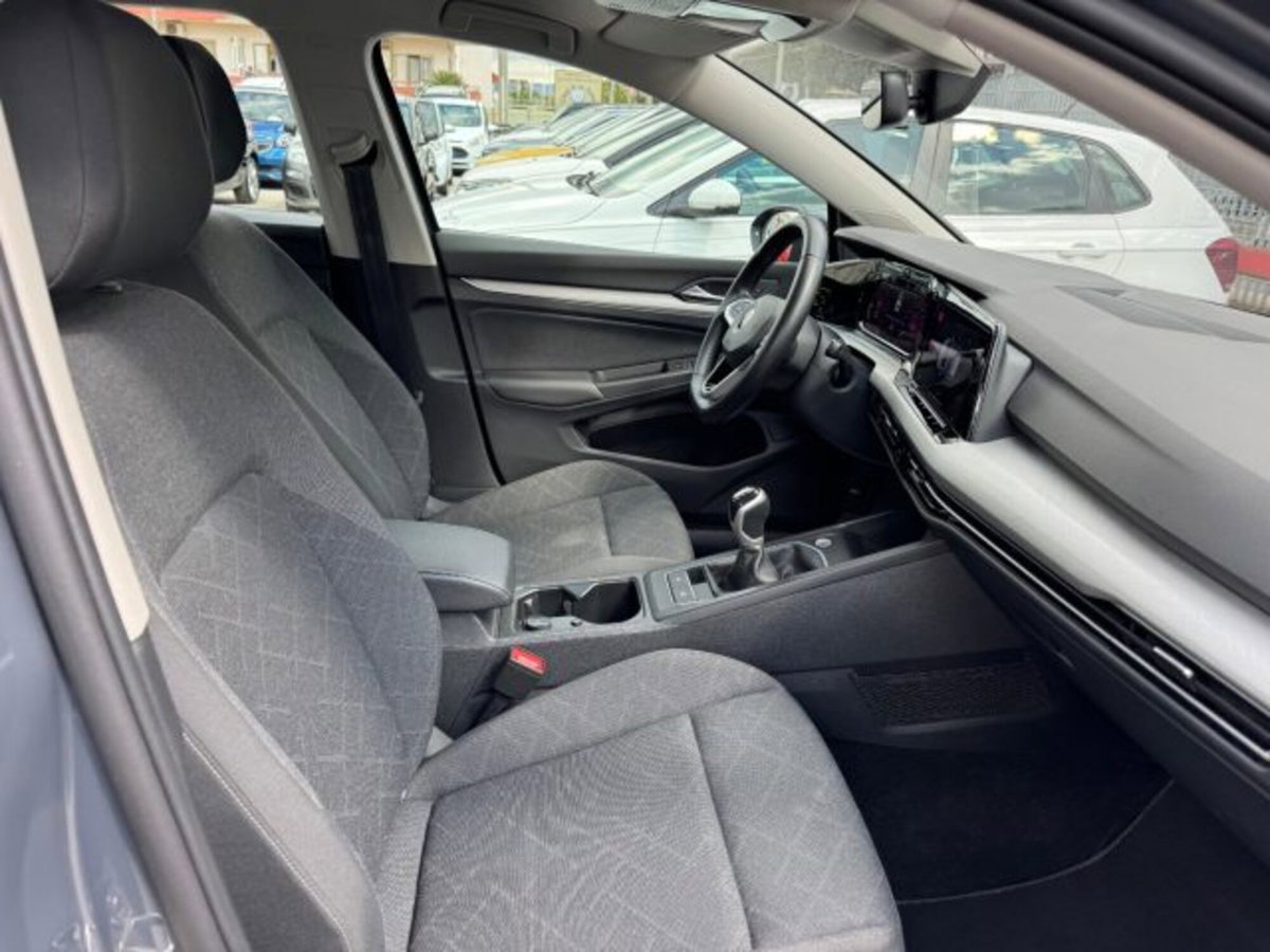 Volkswagen Golf 2.0 TDI SCR Life (8)