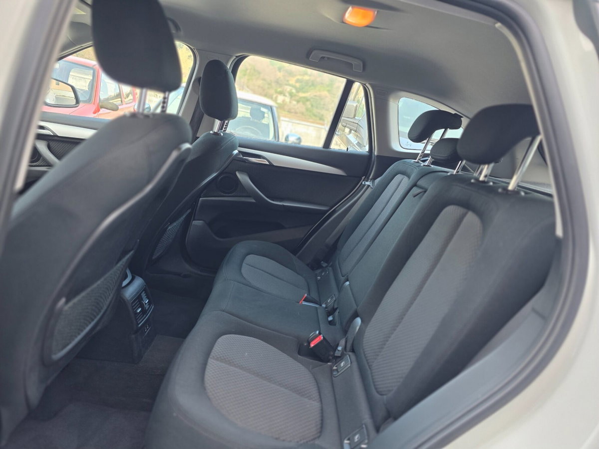 BMW X1 sDrive18d Sport (10)