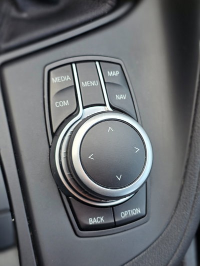 BMW X1 sDrive18d Sport (13)