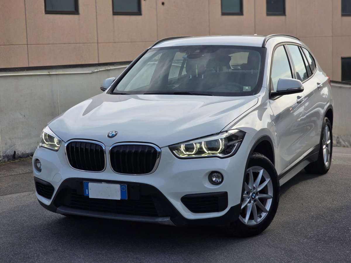 BMW X1 sDrive18d Sport (2)