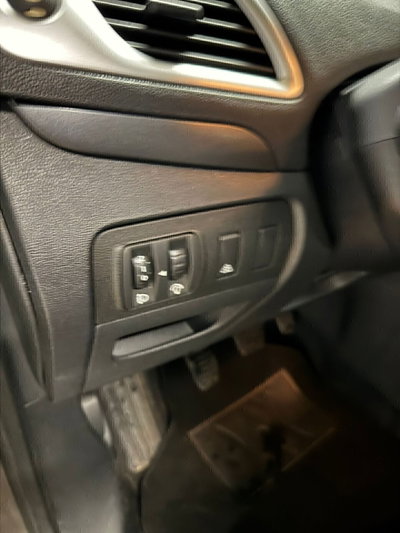 Renault Scenic E-Tech Electric 1.5 dCi 110CV Dynamique (19)