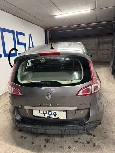 Renault Scenic E-Tech Electric 1.5 dCi 110CV Dynamique (5)