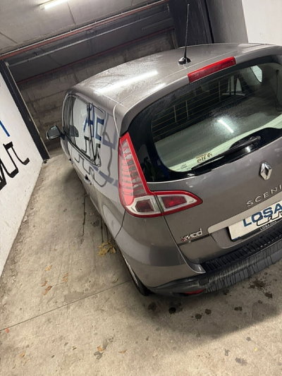 Renault Scenic E-Tech Electric 1.5 dCi 110CV Dynamique (6)