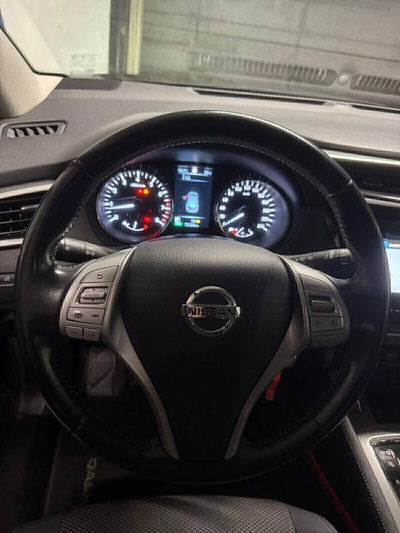 Nissan Qashqai 1.2 DIG-T Tekna (15)
