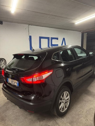 Nissan Qashqai 1.2 DIG-T Tekna (4)