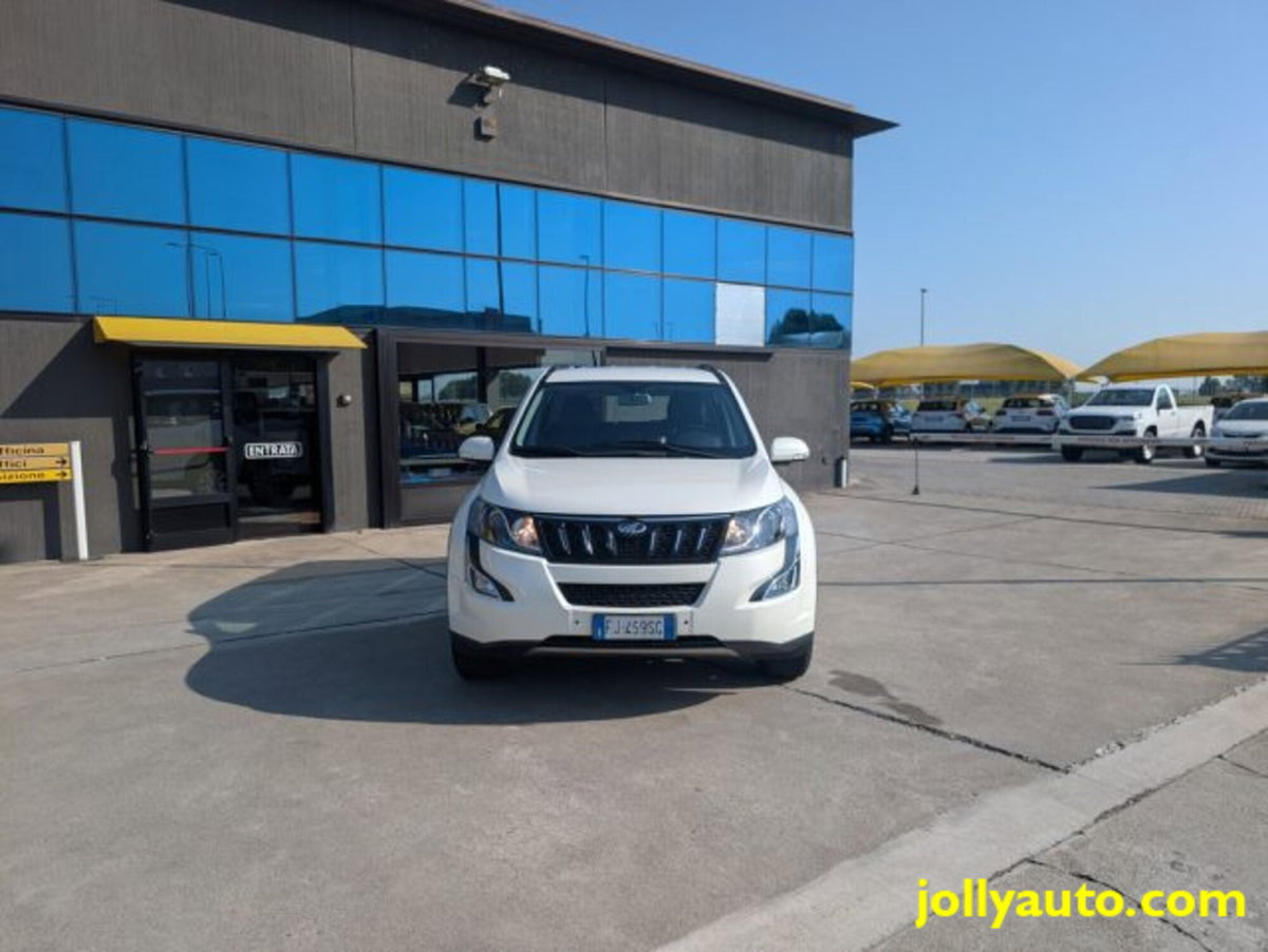 Mahindra XUV500 XUV500 2.2 16V AWD W8 N1 (2)