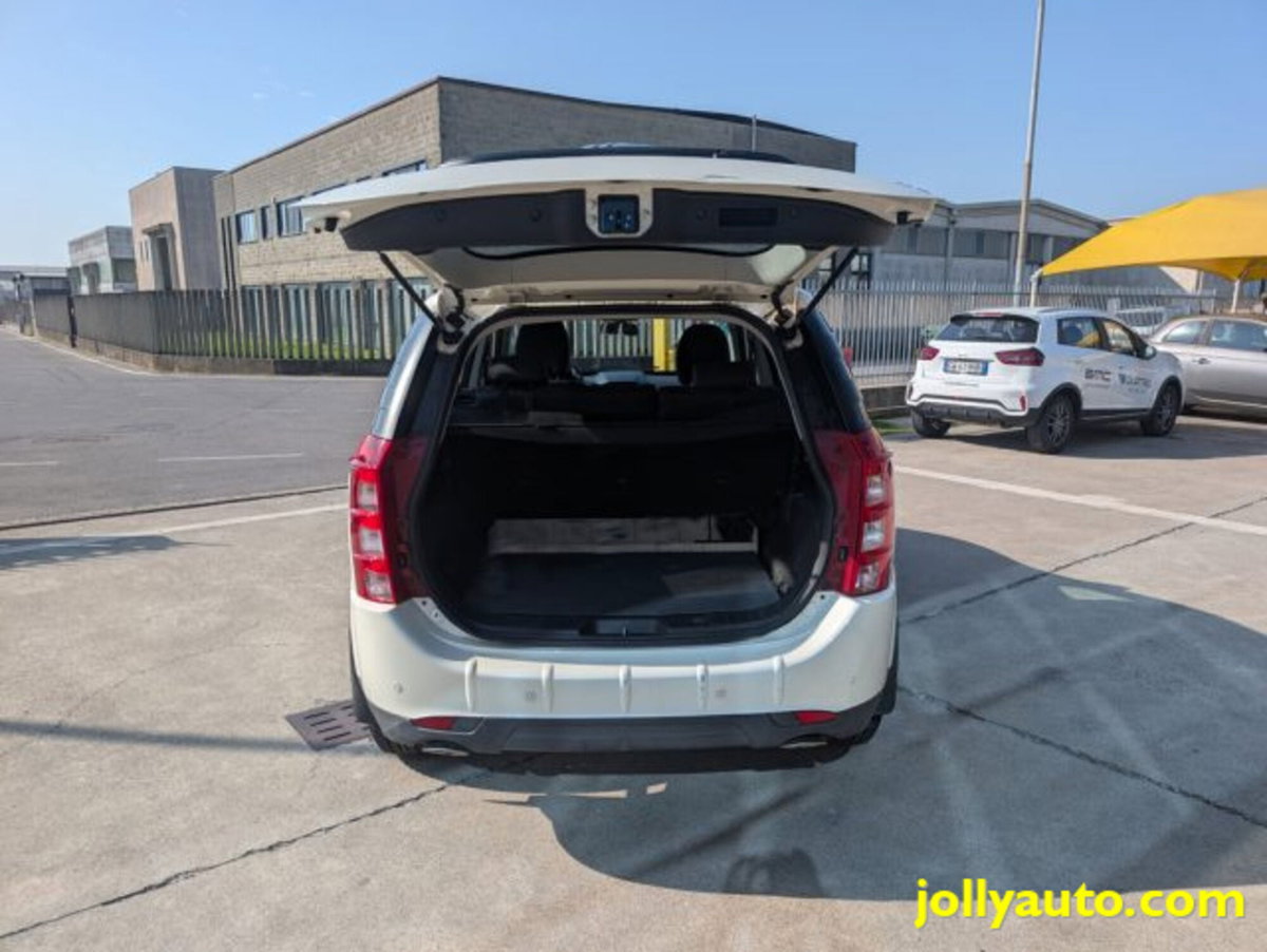 Mahindra XUV500 XUV500 2.2 16V AWD W8 N1 (7)