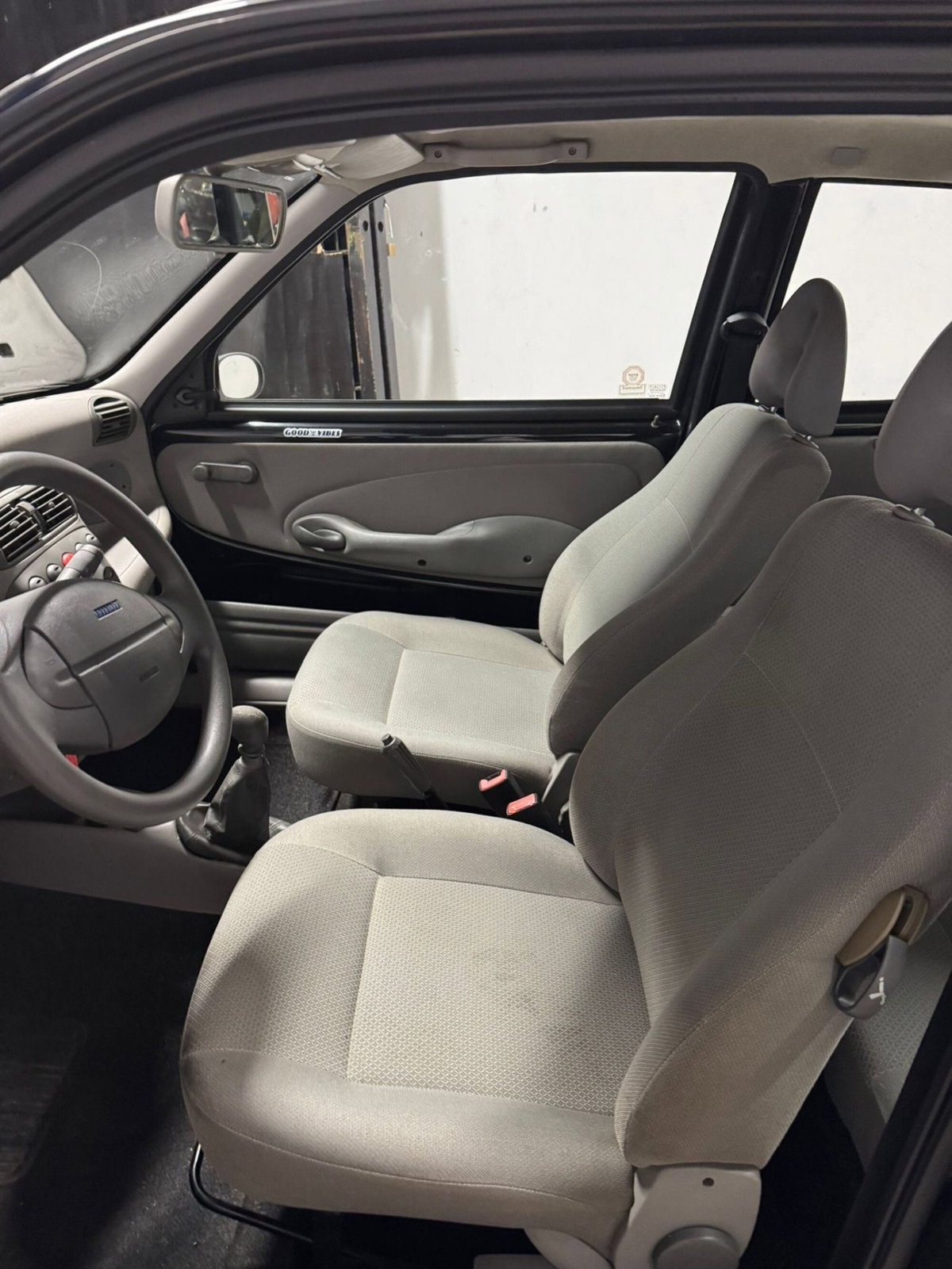 Fiat 600 1.1 Active (11)