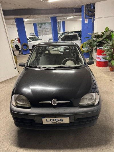 Fiat 600 1.1 Active (6)