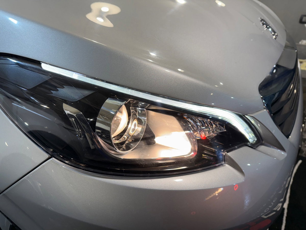Peugeot 108 68 5 porte Allure (10)