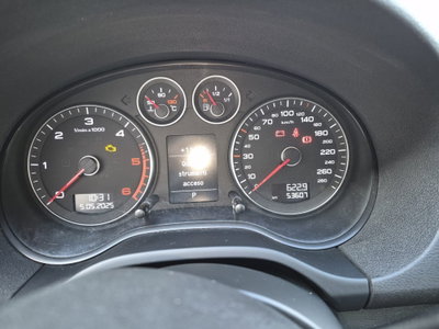 Audi A3 Sportback 2.0 TDI 170 CV F.AP. Attraction (9)