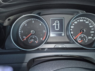 Volkswagen Golf 2.0 TDI DSG 5p. Sport Edition BlueMotion Tech. (14)