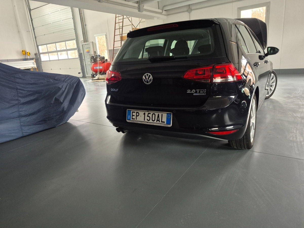 Volkswagen Golf 2.0 TDI DSG 5p. Sport Edition BlueMotion Tech. (4)