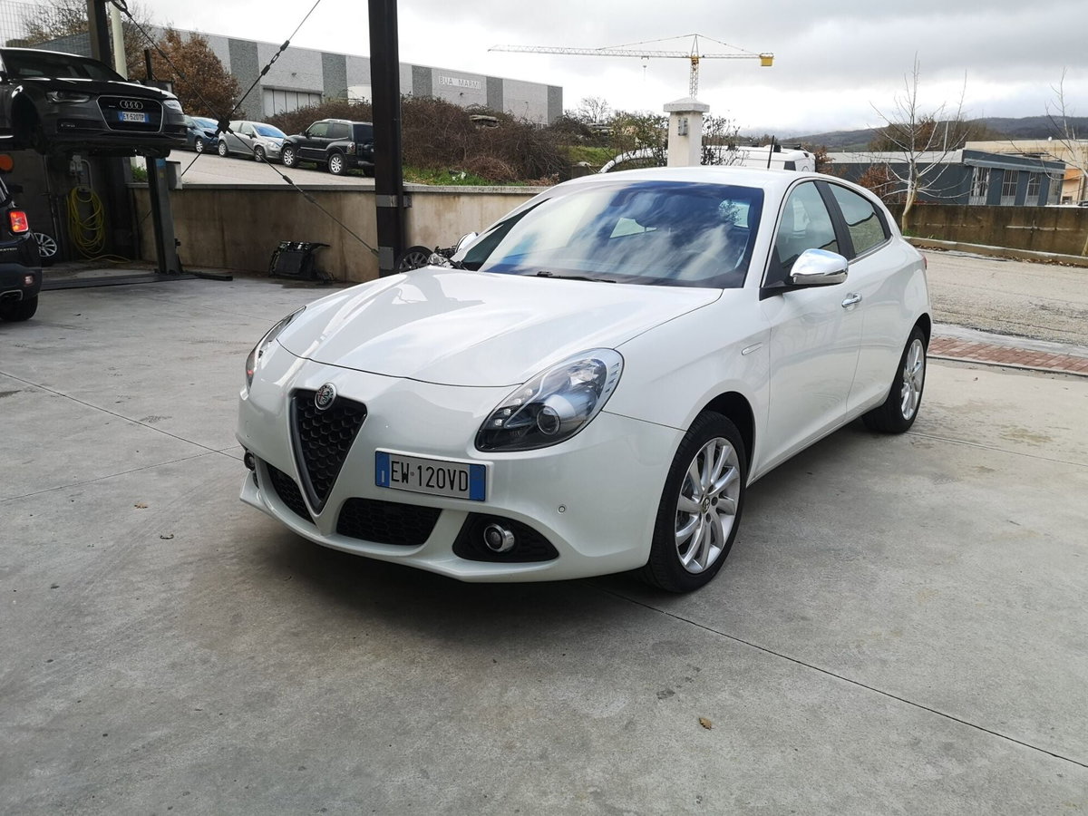 Alfa Romeo Giulietta 2.0 JTDm Exclusive 150cv E5+ (7)