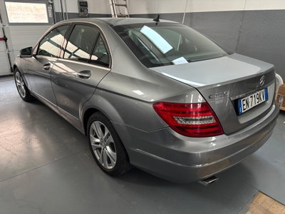 Mercedes-Benz Classe C 220 CDI BlueEFFICIENCY Avantgarde AMG (5)