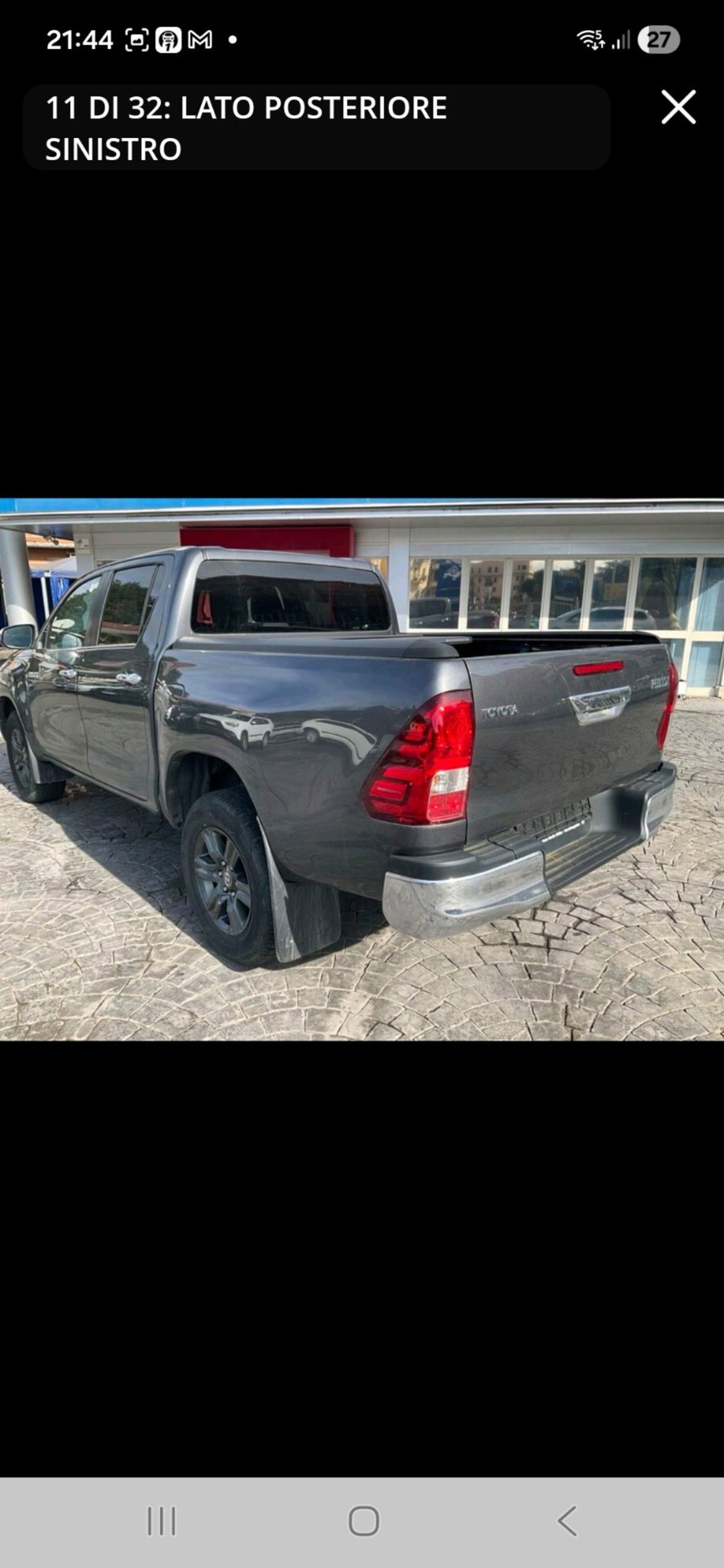 Toyota Hilux 2.D-4D 4WD porte Double Cab Comfort (4)