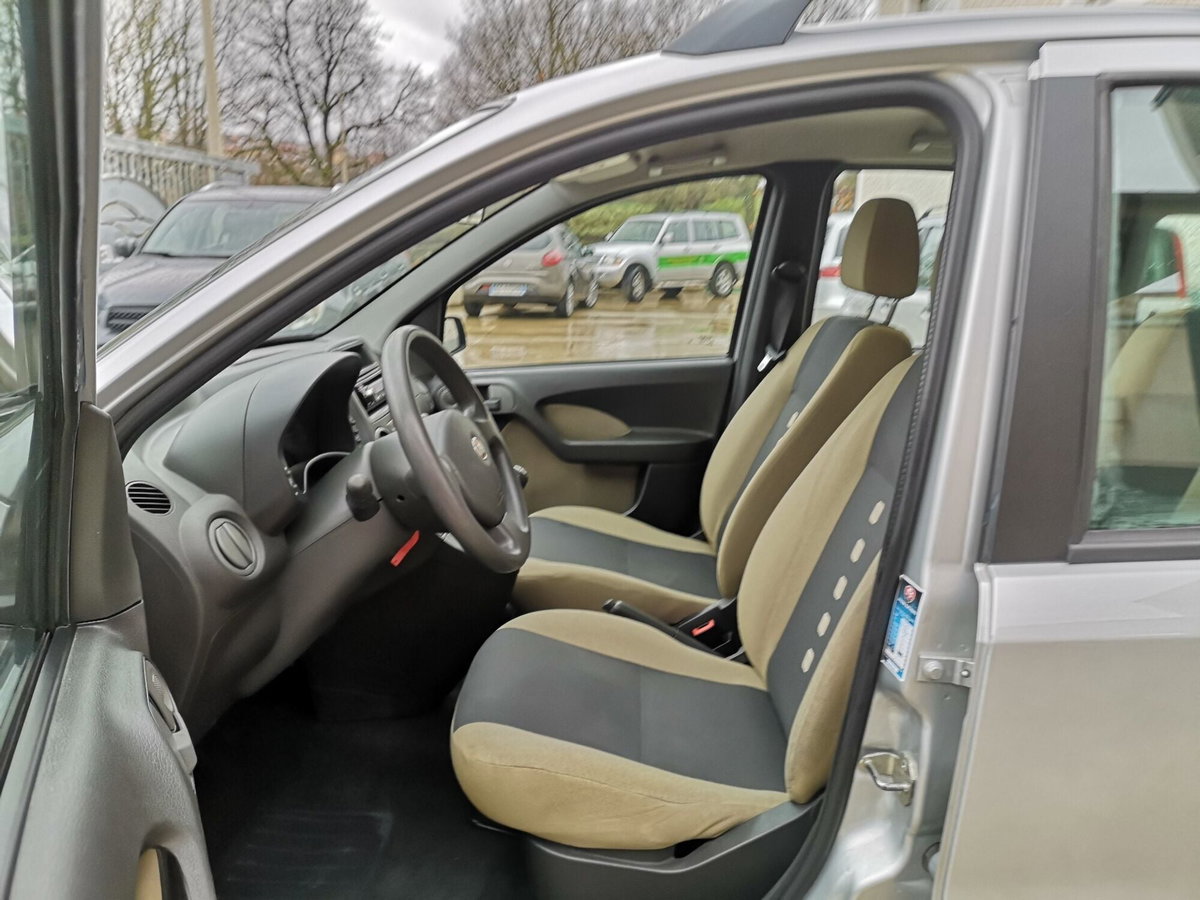 Fiat Panda 1.3 MJT 16V DPF 4x4 Climbing (7)